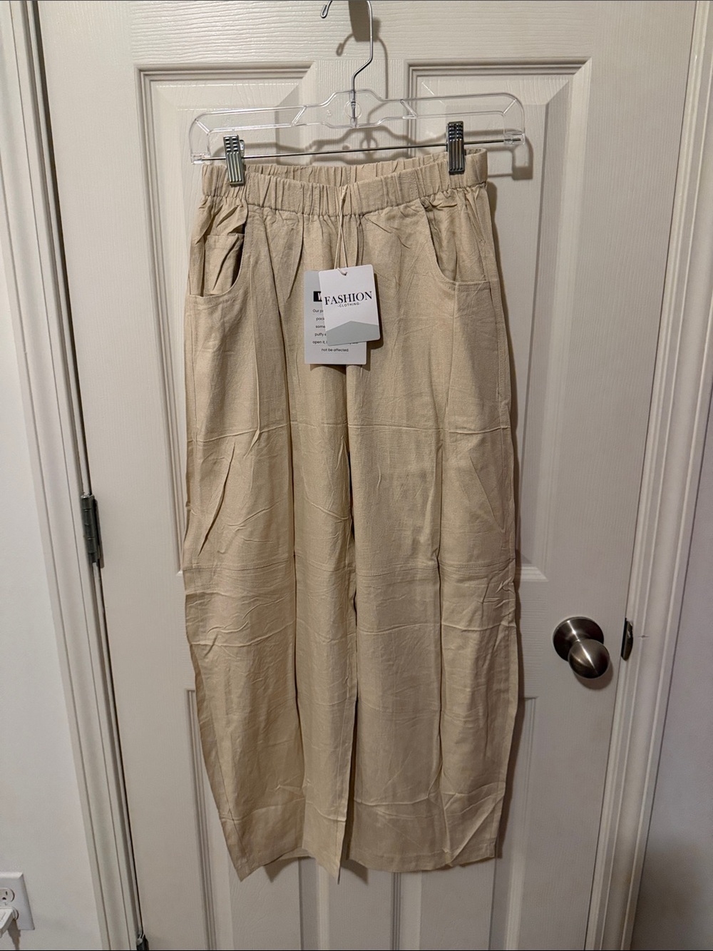Women’s Wide-Leg Chinos in Light Beige